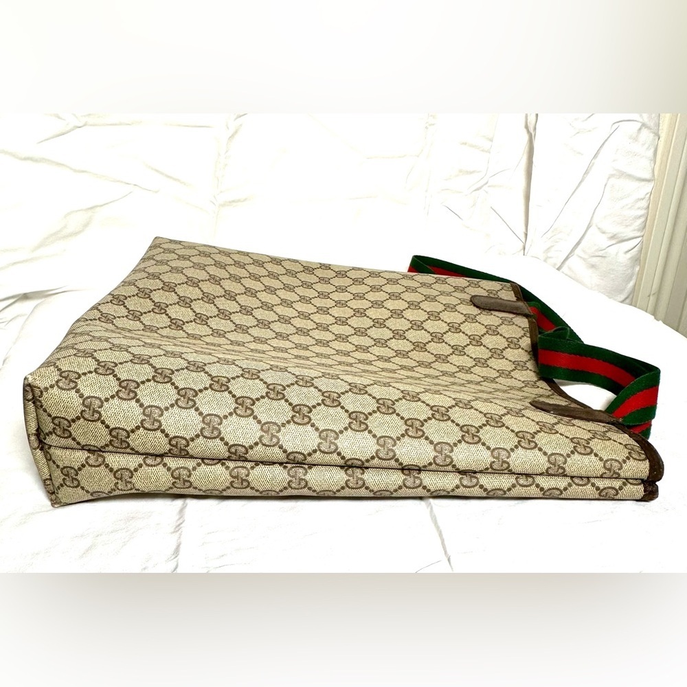GUCCI SIGNATURE Beige Tote With Red And Green Straps Gorgeous - Picture 12 of 16